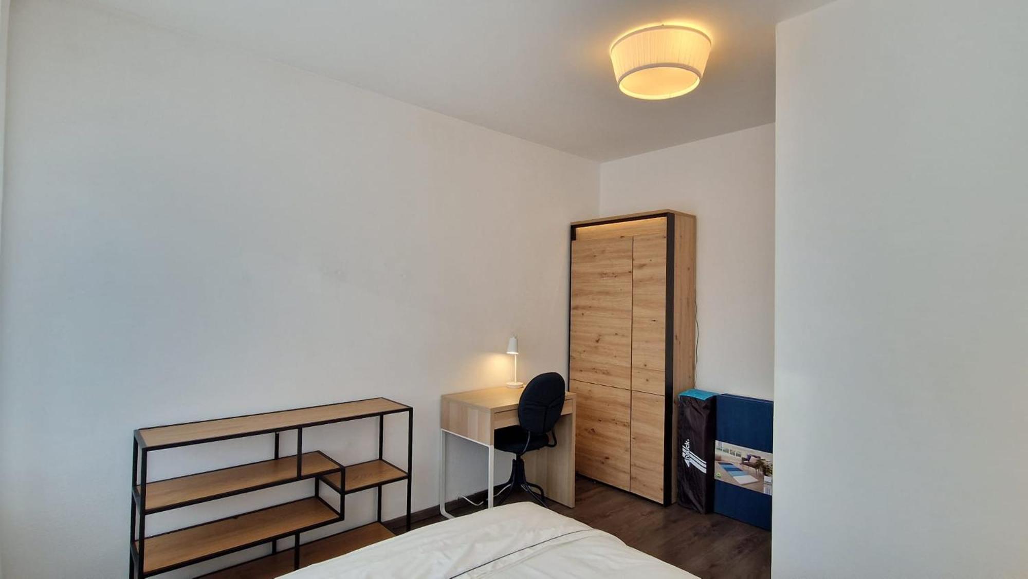 King Bed 4 People Near Basel, Switzerland, Weil Am Rhein, Loerrach, Germ'any, Near Airport *